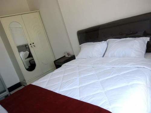 Providence Homestay สุราบายา ภายนอก รูปภาพ